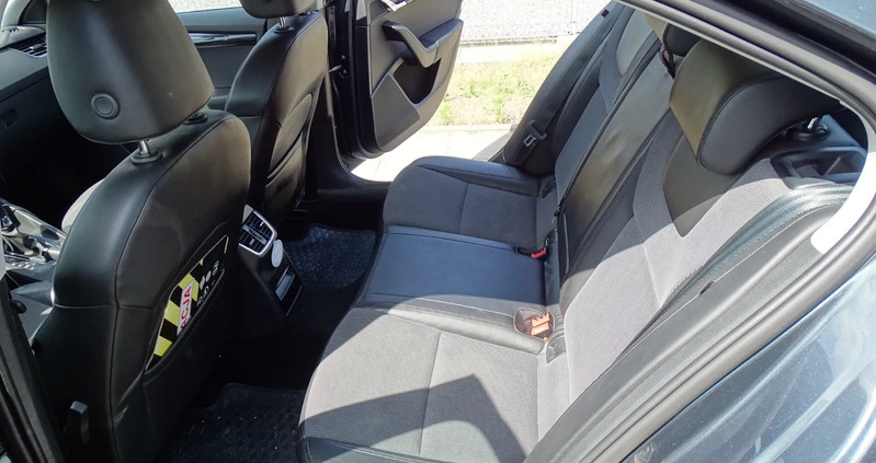 Skoda Octavia cena 46900 przebieg: 235465, rok produkcji 2018 z Częstochowa małe 436